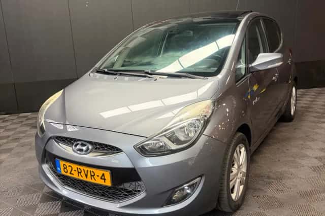 Hyundai ix20 (2011) thumbnail 3