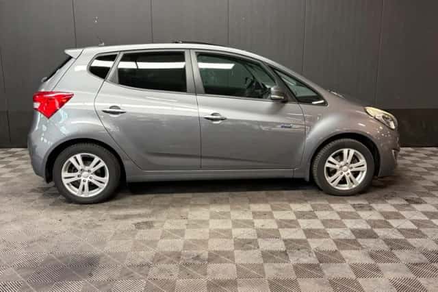 Hyundai ix20 (2011) thumbnail 7