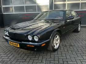 Jaguar XJ (2001) thumbnail 3
