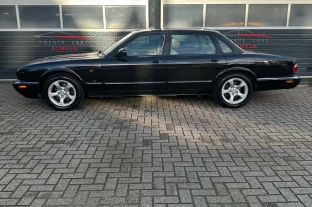 Jaguar XJ (2001) thumbnail 8