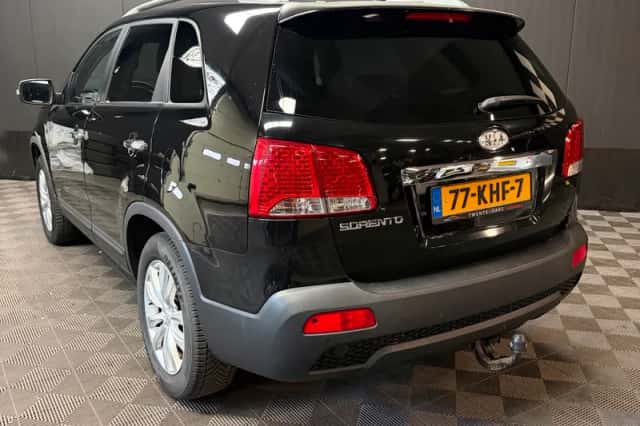 Kia Sorento (2009) thumbnail 6