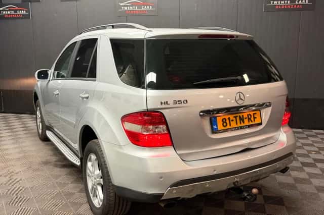 Mercedes-Benz ML-Klasse (2005) thumbnail 6