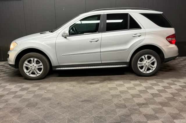 Mercedes-Benz ML-Klasse (2005) thumbnail 8