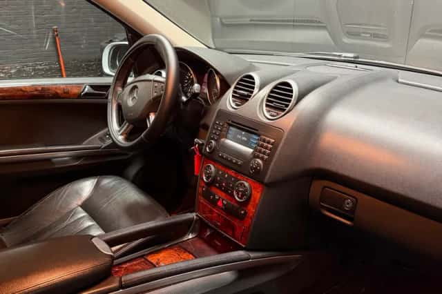 Mercedes-Benz ML-Klasse (2005) thumbnail 10