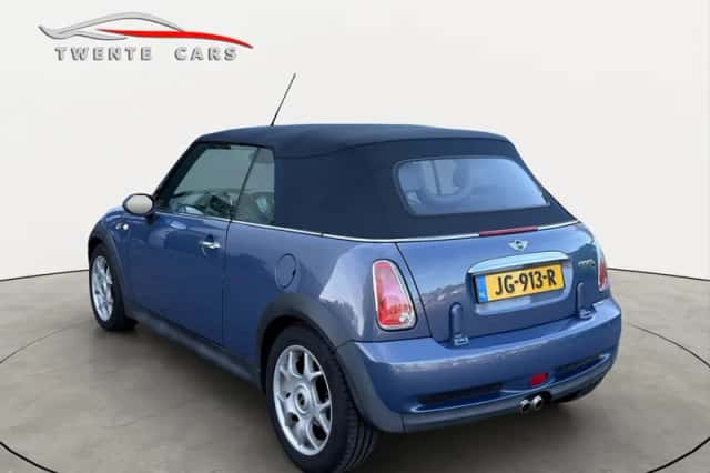 MINI Cabrio (2006) thumbnail 6
