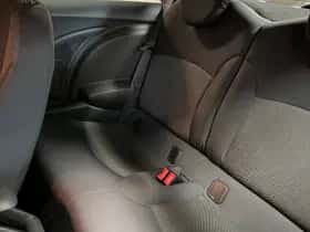 MINI Mini (2010) thumbnail 11