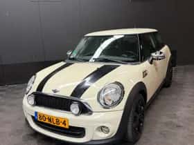 MINI Mini (2010) thumbnail 3