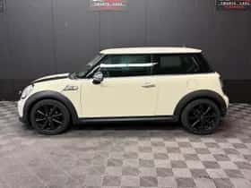 MINI Mini (2010) thumbnail 8
