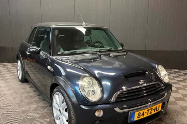 MINI Cabrio (2007) thumbnail 1