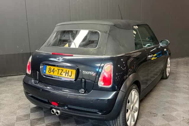 MINI Cabrio (2007) thumbnail 4