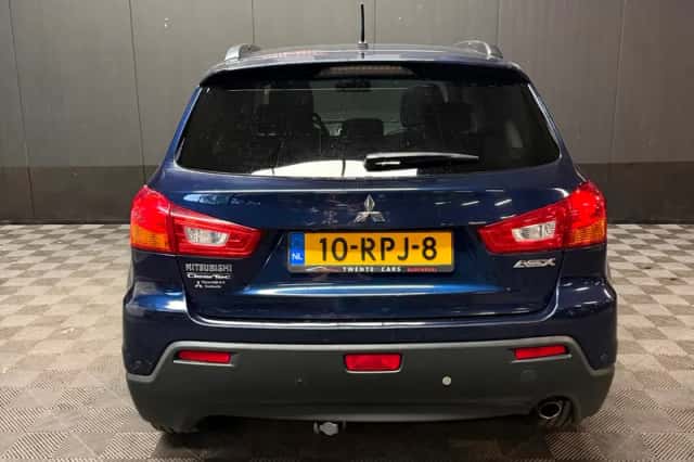 Mitsubishi ASX (2011) thumbnail 5