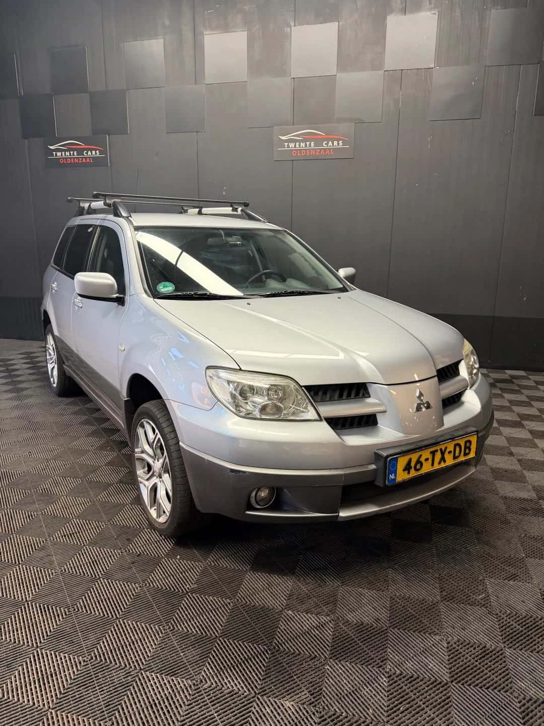 Mitsubishi Outlander (2007) — foto 1