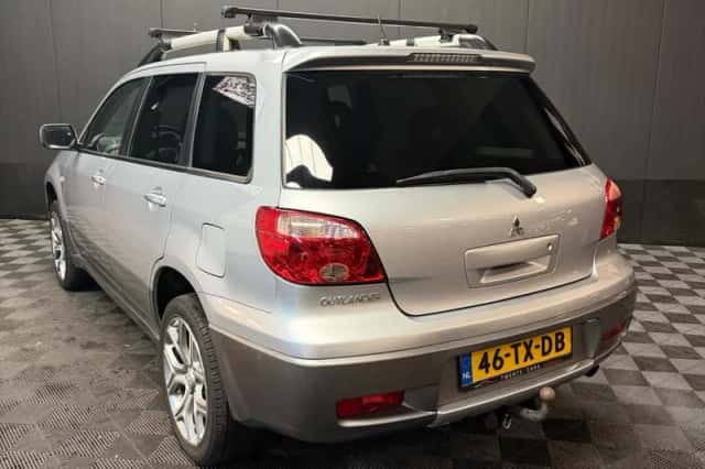 Mitsubishi Outlander (2007) thumbnail 6