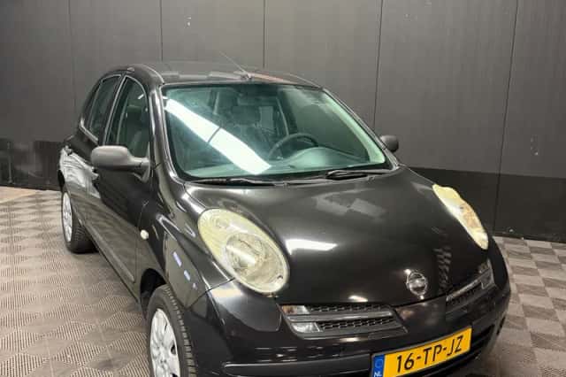Nissan Micra (2006) thumbnail 1