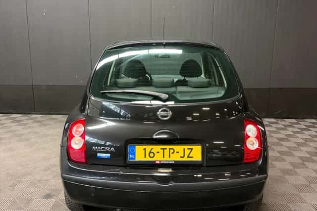 Nissan Micra (2006) thumbnail 5