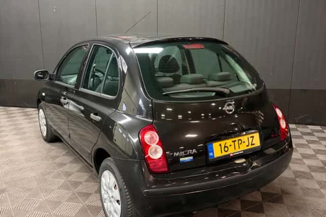 Nissan Micra (2006) thumbnail 6