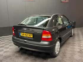 Opel Astra (2002) thumbnail 4