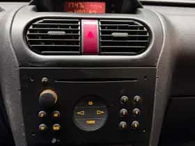Opel Corsa (2003) thumbnail 12