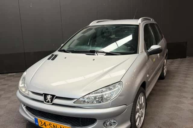 Peugeot 206 (2006) thumbnail 3