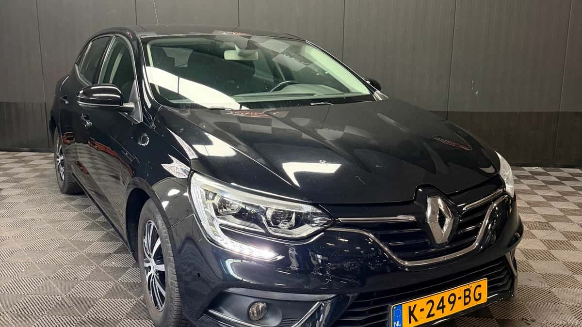 Renault Mégane (2018) — foto 1