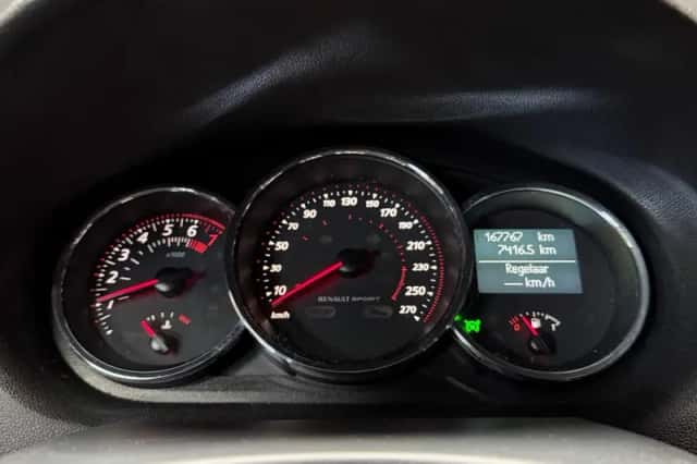 Renault Mégane (2013) thumbnail 15