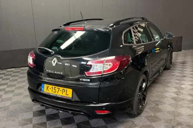 Renault Mégane (2013) thumbnail 4