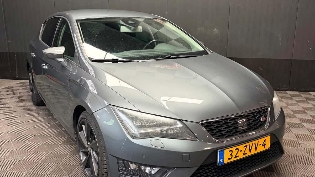 SEAT Leon (2013) — foto 1