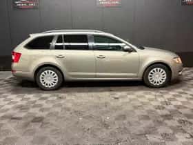 Škoda Octavia (2013) thumbnail 7