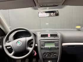 Škoda Octavia (2007) thumbnail 9