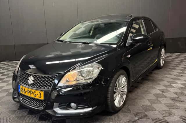 Suzuki Kizashi (2011) thumbnail 3
