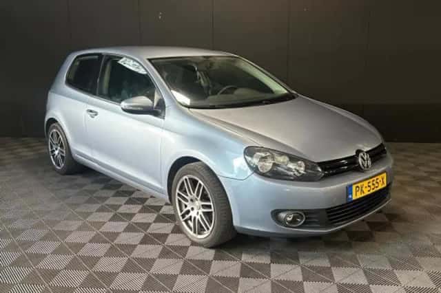 Volkswagen Golf (2009) thumbnail 1