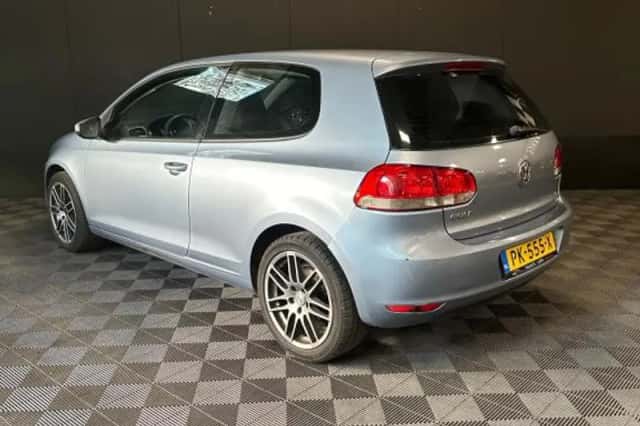 Volkswagen Golf (2009) thumbnail 6
