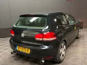 Volkswagen Golf (2009) thumbnail 4