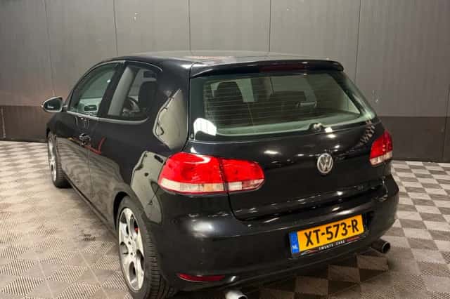 Volkswagen Golf (2009) thumbnail 6