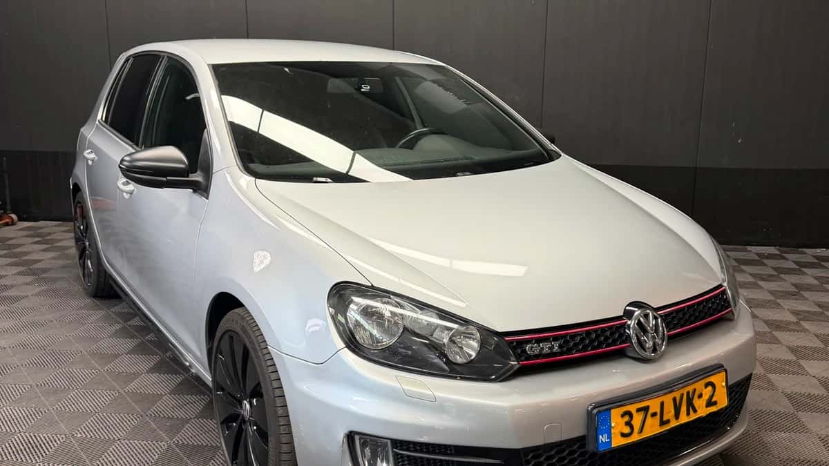 Volkswagen Golf (2010) — foto 1