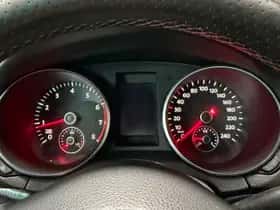 Volkswagen Golf (2010) thumbnail 13
