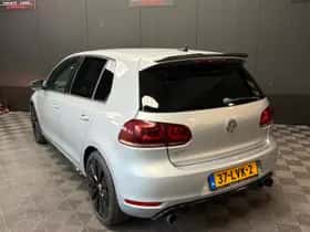Volkswagen Golf (2010) thumbnail 6