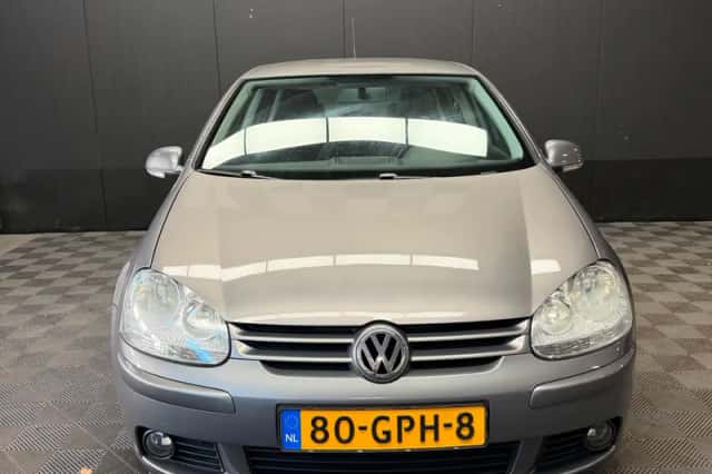Volkswagen Golf (2008) thumbnail 2