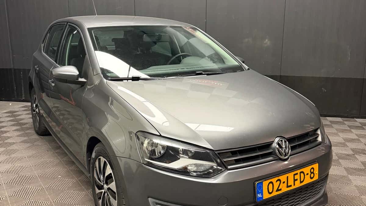 Volkswagen Polo (2010) — foto 1
