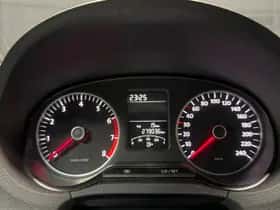 Volkswagen Polo (2010) thumbnail 13