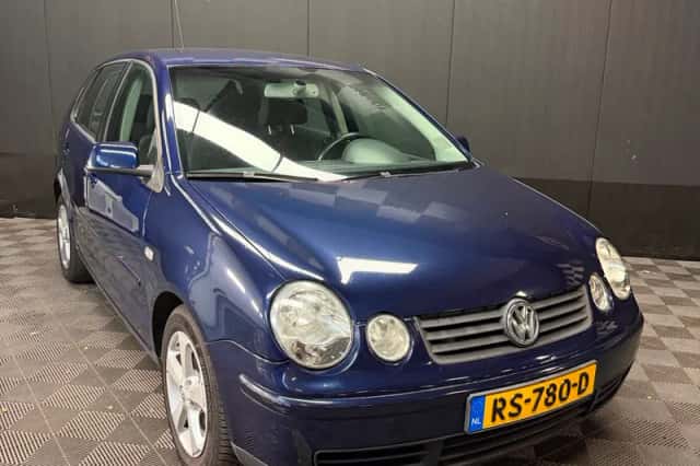 Volkswagen Polo (2005) thumbnail 1