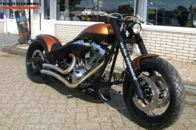 HARLEY-DAVIDSON FAT (2000) thumbnail 1