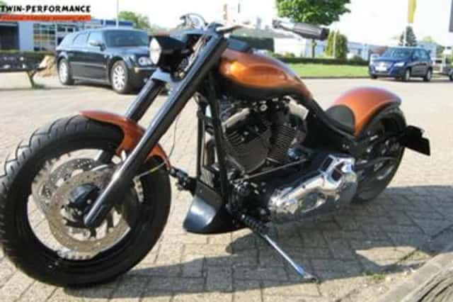 HARLEY-DAVIDSON FAT (2000) thumbnail 5