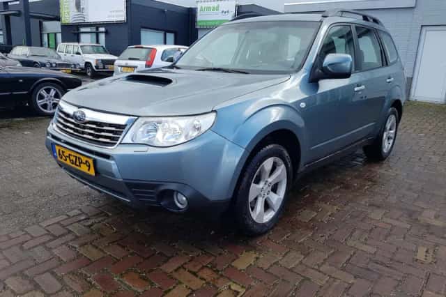 Subaru Forester (2008) thumbnail 2