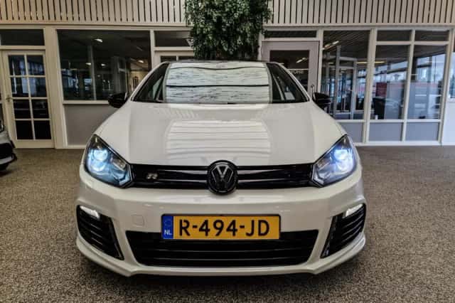 Volkswagen Golf (2012) thumbnail 2