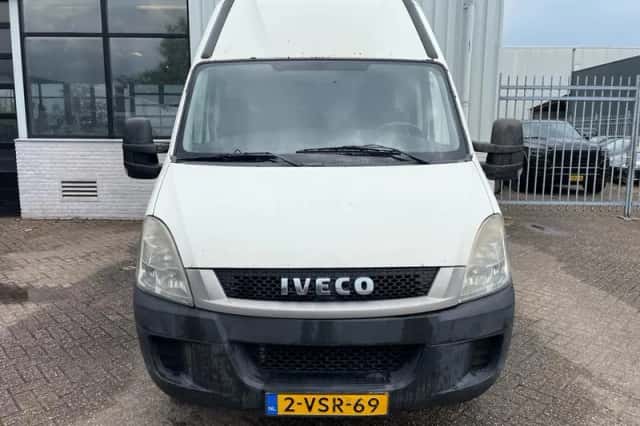 Iveco Daily (2009) thumbnail 3