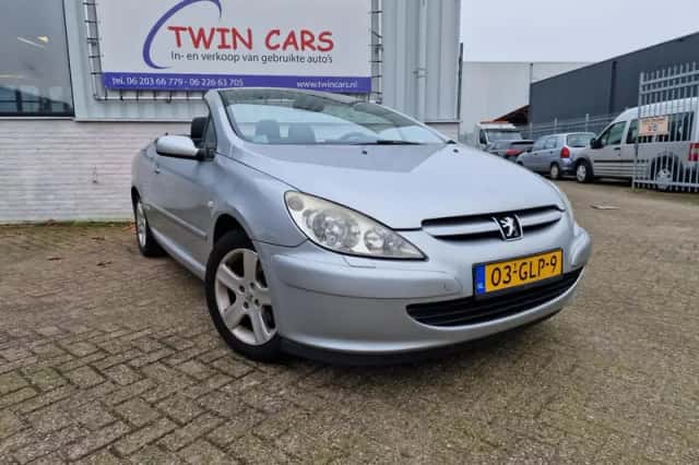 Peugeot 307 CC (2004) thumbnail 1