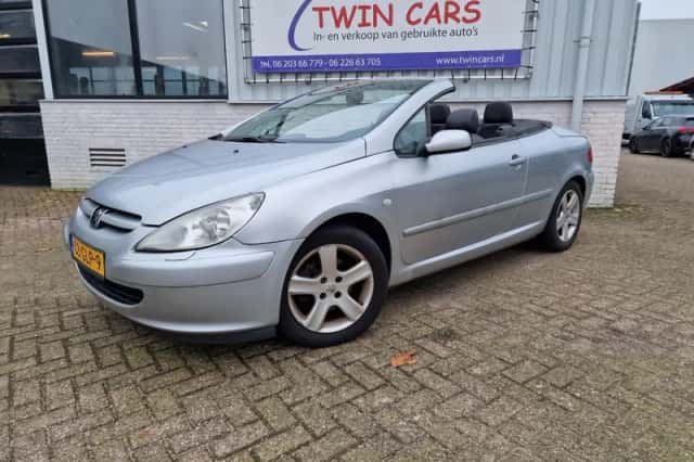 Peugeot 307 CC (2004) thumbnail 2