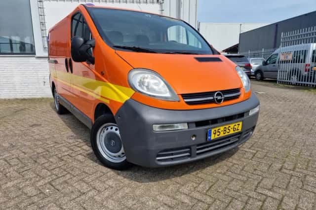 Opel Vivaro (2005) thumbnail 1