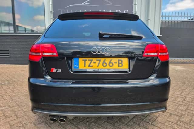 Audi S3 (2011) thumbnail 5